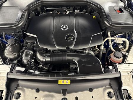 2019-Mercedes-Benz-GLC-250d-AMG_14