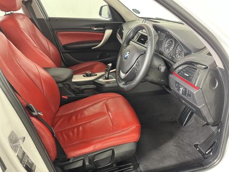 2016-BMW-1-Series-120i-5-dr-Auto_9