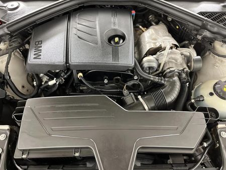 2016-BMW-1-Series-120i-5-dr-Auto_12