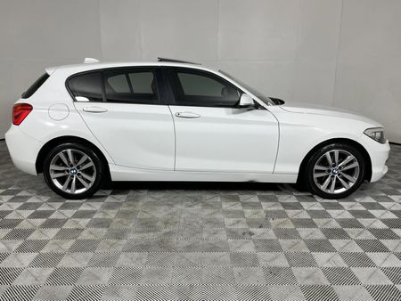 2016-BMW-1-Series-120i-5-dr-Auto_16