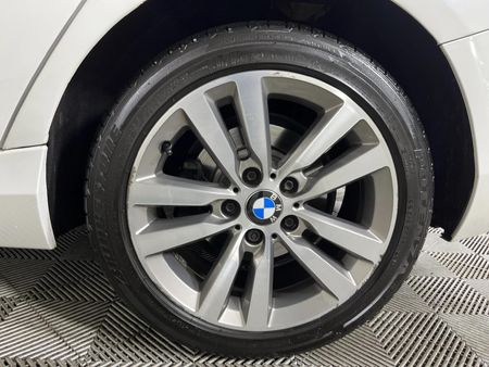 2016-BMW-1-Series-120i-5-dr-Auto_6