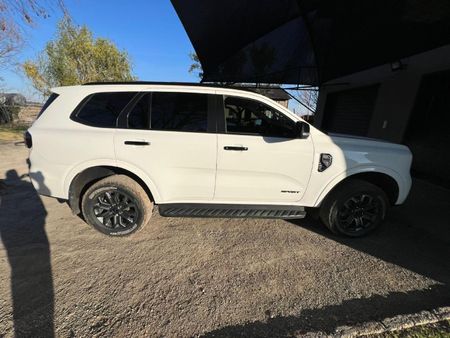 2023-Ford-Everest-20D-Bi-Turbo-Sport-4x4-Auto_2