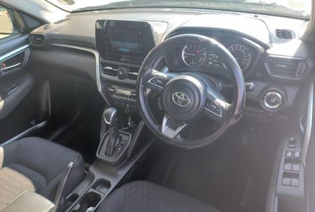 2023-Toyota-Urban-Cruiser-15-XR-Auto_3