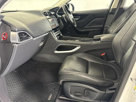 2018-Jaguar-F-Pace-20Di4-AWD-R-Sport_8