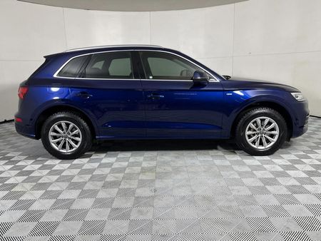 2018-Audi-Q5-20-TDI-quattro-Auto-40-TDI_16