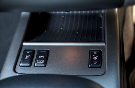 2014-Nissan-Murano-Murano-Auto_11