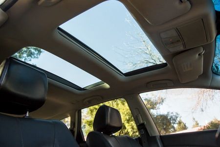2014-Nissan-Murano-Murano-Auto_15