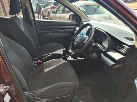 2022-Suzuki-Ertiga-15-GL-petrol-Manual_7