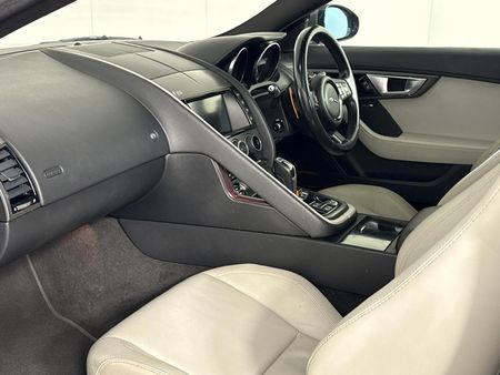 2015-Jaguar-F-Type-S-30-V6-Coupe_7