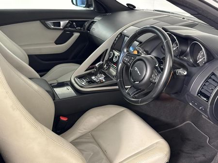 2015-Jaguar-F-Type-S-30-V6-Coupe_8