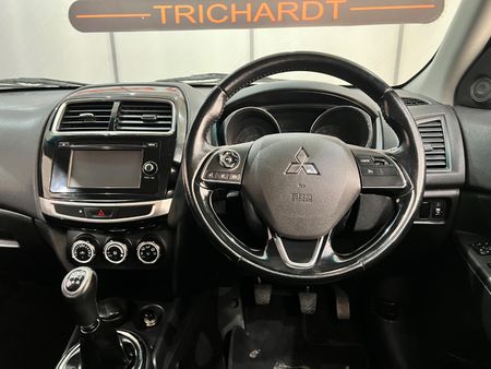 2017-Mitsubishi-ASX-20-GLX-Sport_9