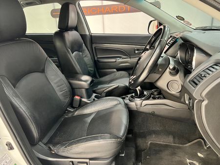 2017-Mitsubishi-ASX-20-GLX-Sport_7
