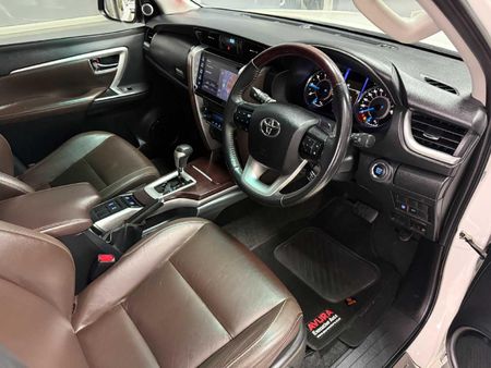 2020-Toyota-Fortuner-28-GD-6-Epic-Auto_4
