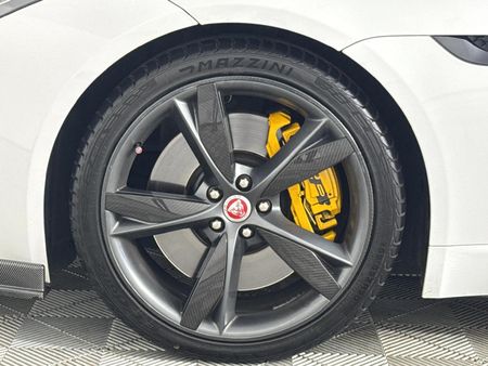 2016-Jaguar-F-Type-50-V8-SC-Coupe_1