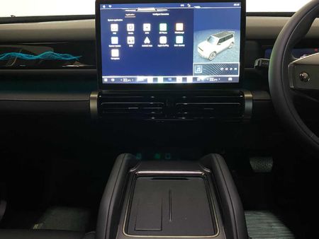 2026-iCAUR-O3T-Electric-AWD_17