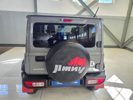 2022-Suzuki-Jimny-15-GLX_10
