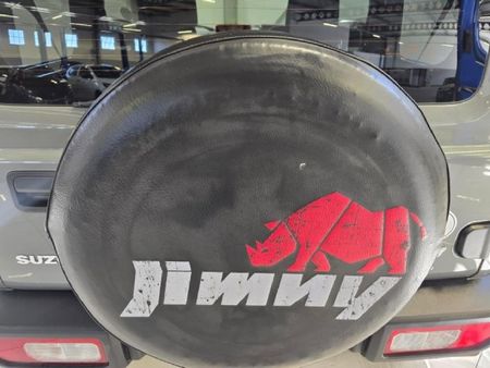2022-Suzuki-Jimny-15-GLX_28
