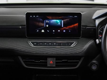 2023-Haval-Jolion-15T-Premium-Auto_16