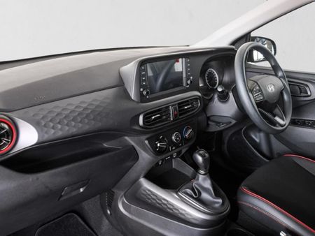 2026-Hyundai-Grand-i10-10-Motion_18