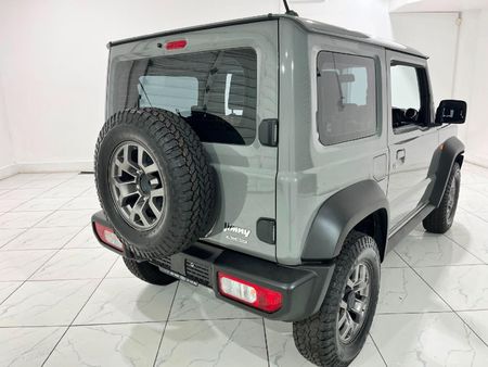 2024-Suzuki-Jimny-15-GLX_6
