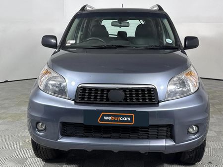 2013-Daihatsu-Terios_13
