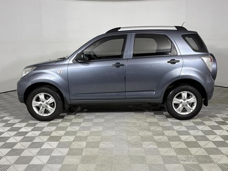 2013-Daihatsu-Terios_17