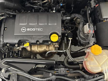 2010-Opel-Corsa-14-Enjoy-5-dr_12