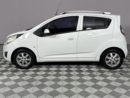 2012-Chevrolet-Spark-12-LS_18