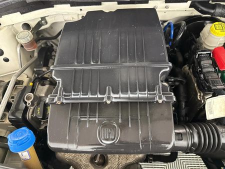 2015-Fiat-500-12_9