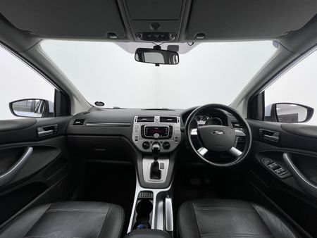 2012-Ford-Kuga-25T-AWD-Titanium-Auto_10