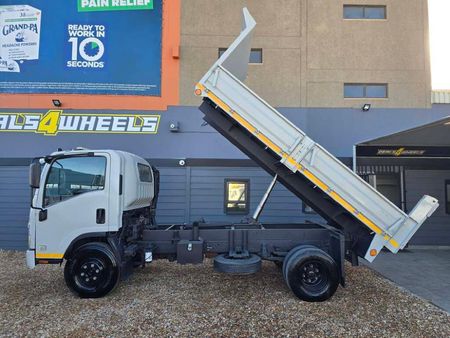 2009-Isuzu-NPR-400-Amt-Fc-Cc_6