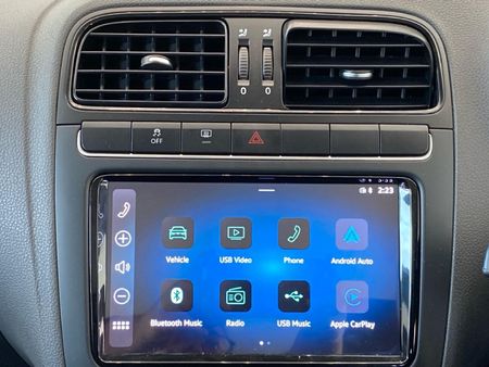 2025-Volkswagen-Polo-Vivo-16-Life_11