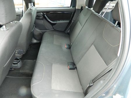 2013-Renault-Duster-16-Dynamique_4