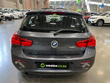 2018-BMW-1-Series-118i-5-dr-Auto_3