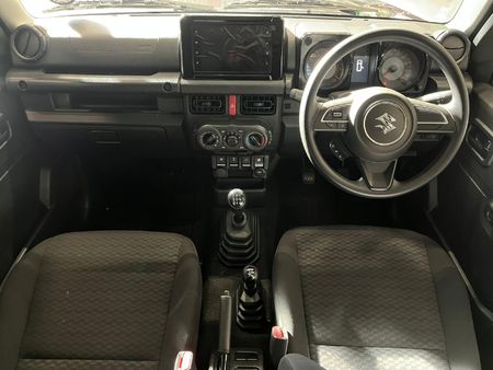 2025-Suzuki-Jimny-15-GL-AllGrip-5-Door_9