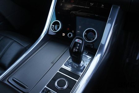 2020-Land-Rover-Range-Rover-Sport-30-D-HSE-190kW_13
