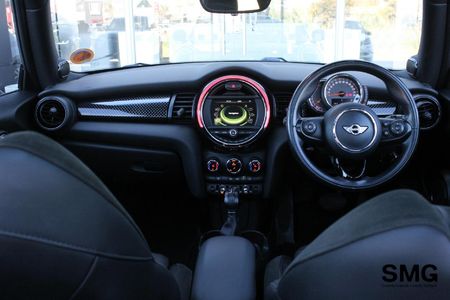2017-MINI-Hatch-Cooper-S-Auto_11