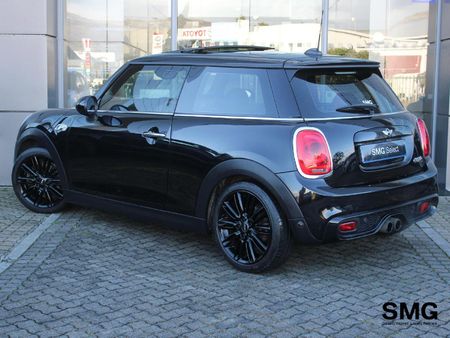 2017-MINI-Hatch-Cooper-S-Auto_4