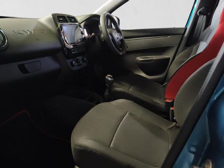 2026-Renault-Kwid-10-Techno_18