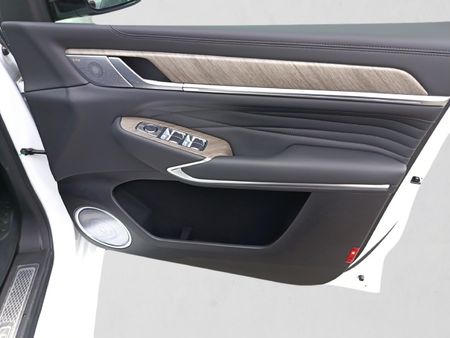 2026-GWM-Tank-500-20T-Ultra-Luxury-Hybrid-4x4-Auto_11