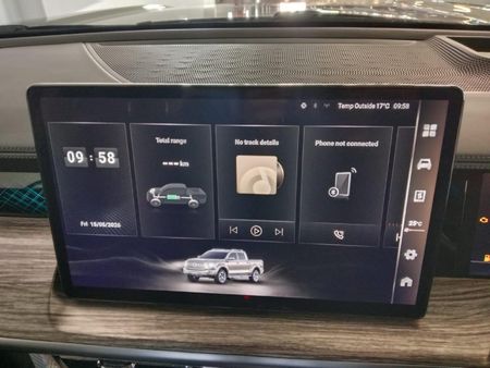 2025-GWM-P500-20T-HEV-Ultra-Luxury-4x4_13