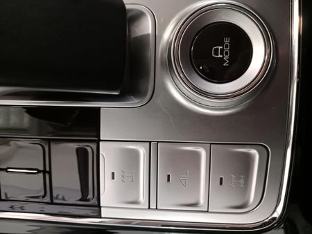 2025-GWM-P500-20T-HEV-Ultra-Luxury-4x4_19