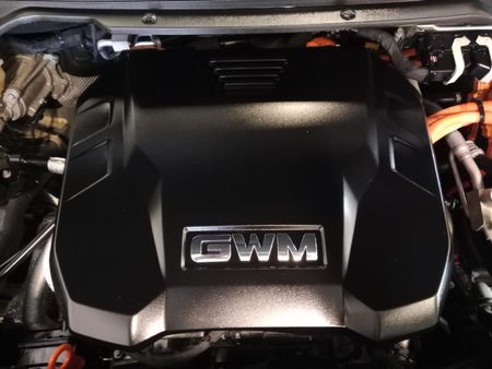 2025-GWM-P500-20T-HEV-Ultra-Luxury-4x4_7
