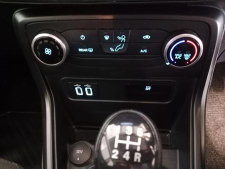2019-Ford-EcoSport-15-TDCi-Ambiente_14