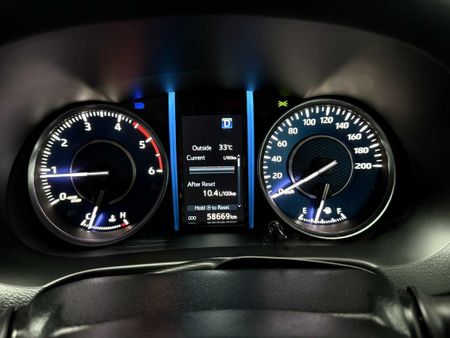 2022-Toyota-Fortuner-28-GD-6-Raised-Body-Auto_6