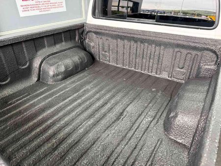2019-Toyota-Hilux-24-GD-6-SRX-4x4-Double-Cab_17