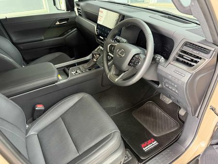2026-Lexus-GX-35T-Overtrail_7