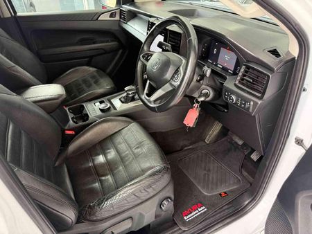 2023-Volkswagen-Amarok-20-BiTDI-154kW-4Motion-Life-Auto-Double-Cab_9