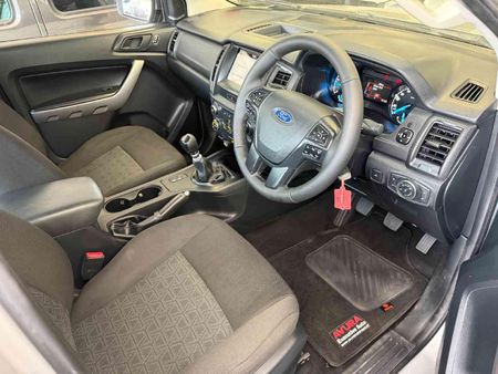 2021-Ford-Ranger-22-TDCi-XLS-Double-Cab_6