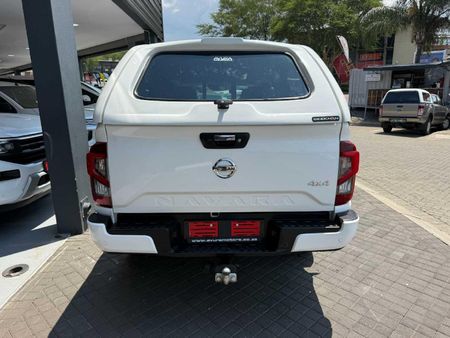 2023-Nissan-Navara-25-DDTi-LE-Plus-4X4-Auto-Double-Cab_4